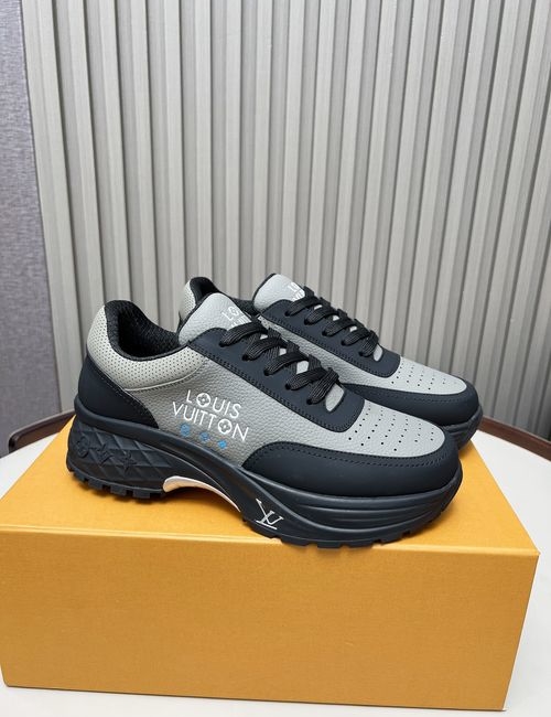 Louis Vuitton LV Discovery Casual Sneakers