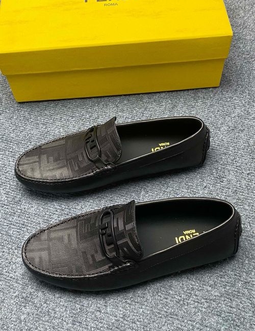 Fendi Calfskin Comfortable Loafers