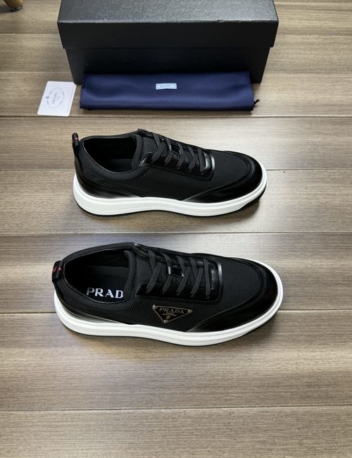 Prada Patent Leather Canvas Casual Sneakers