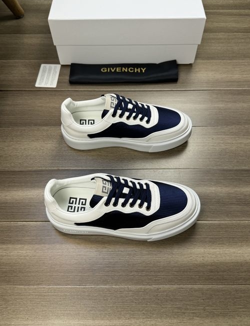 Givenchy Logo Label Casual Sneakers