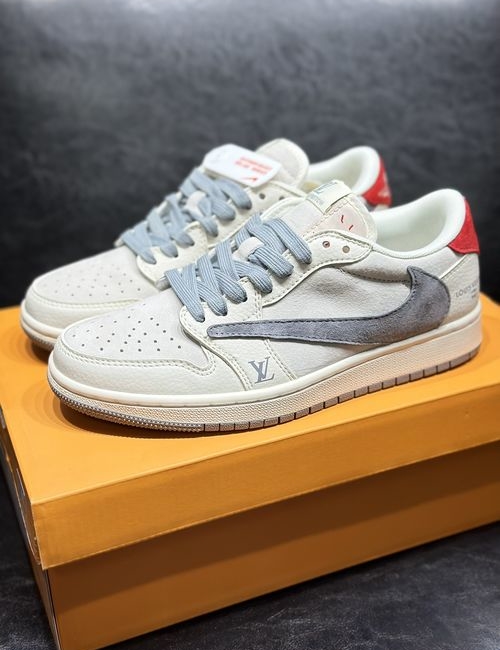 Nike Low-Top Slip-Resistant Skate Shoes