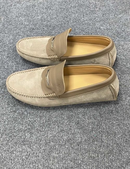 Louis Vuitton LV Gloria Series Monogram Embossed Driving Loafers