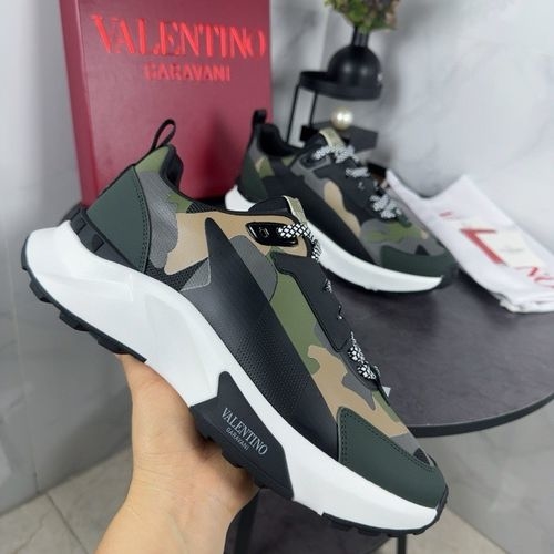 Valentino Freedots Camo Sports Shoes