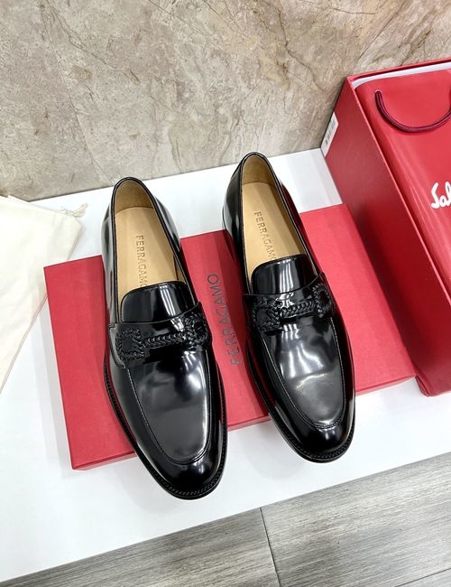 Ferragamo Gancini Buckle Moccasin Loafers