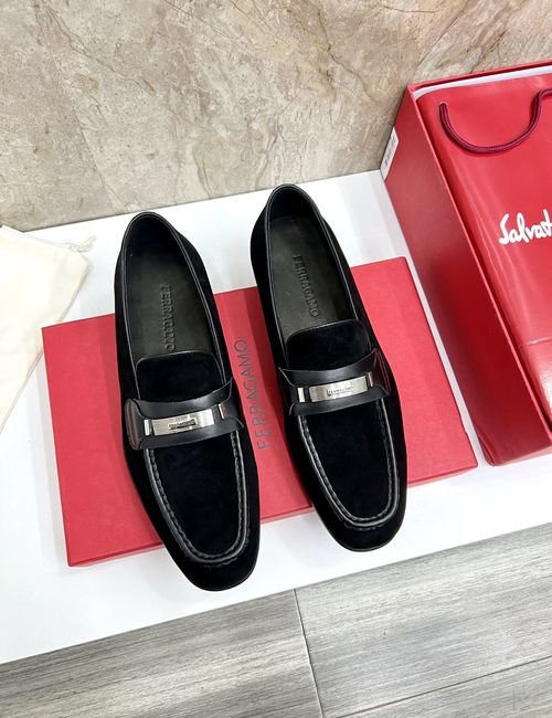 Ferragamo Gancini Buckle Moccasin Loafers
