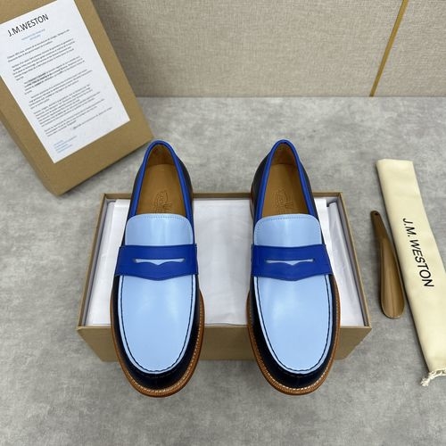 J.M.Weston Classic Oxford Shoes With Elegant Design