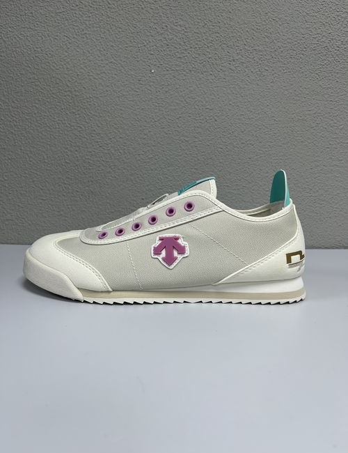 Descente Chron Canvas Vintage Slip-On Low Top Casual Shoes Pink White