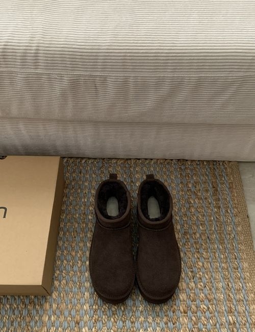 UGG UGG Shearling Classic Mini Ankle Boots