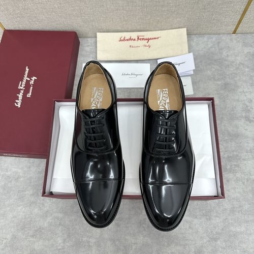 Ferragamo Calfskin Oxford Dress Shoes
