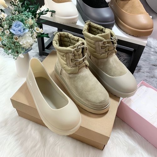 UGG Waterproof Shearling Lined Winter Boots