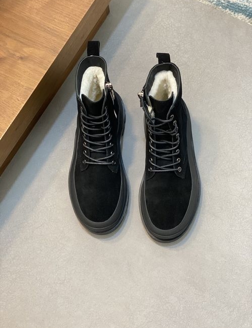 Moncler Cowhide Casual Shoes With Wear-resistant Rubber Sole