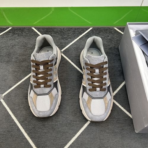 Hogan Matte Leather Skateboard Shoes