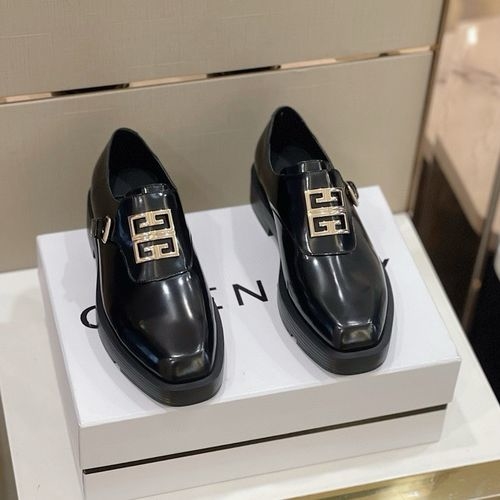 Givenchy GVC-SQUARED Square Toe Leather Loafers