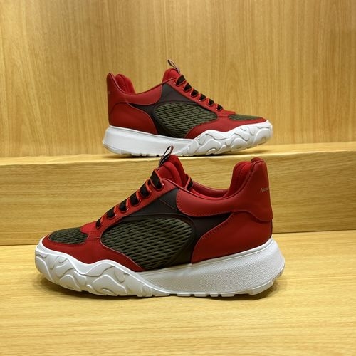 McQueen Curved Sole Lightweight Casual Sneakers