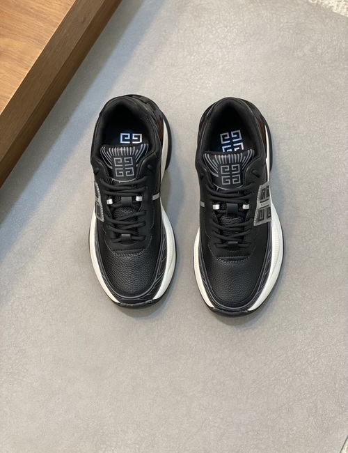 Givenchy GIV 1 Thick Sole Casual Sneakers