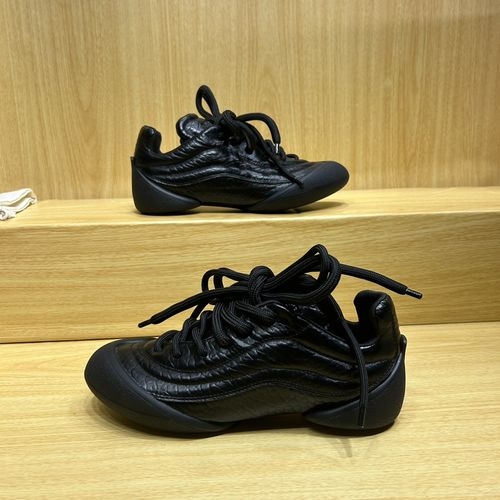 McQueen Matte Leather Casual Sneakers