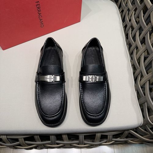 Ferragamo Cowhide Business Casual Shoes