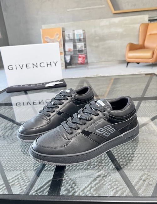 Givenchy Premium Cowhide Casual Sneakers