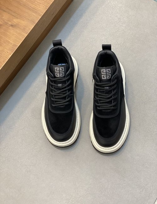 Givenchy All-match Sneakers Cowhide Upper Foam Outsole