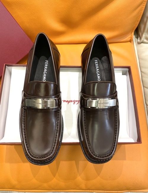 Ferragamo Business Casual Leather Loafers