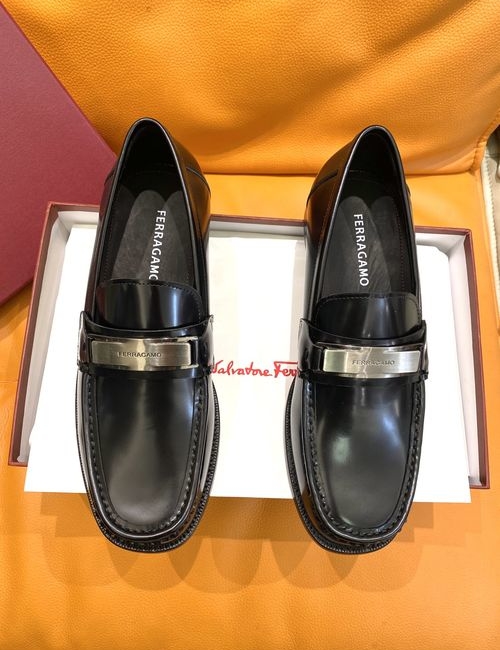 Ferragamo Business Casual Leather Loafers