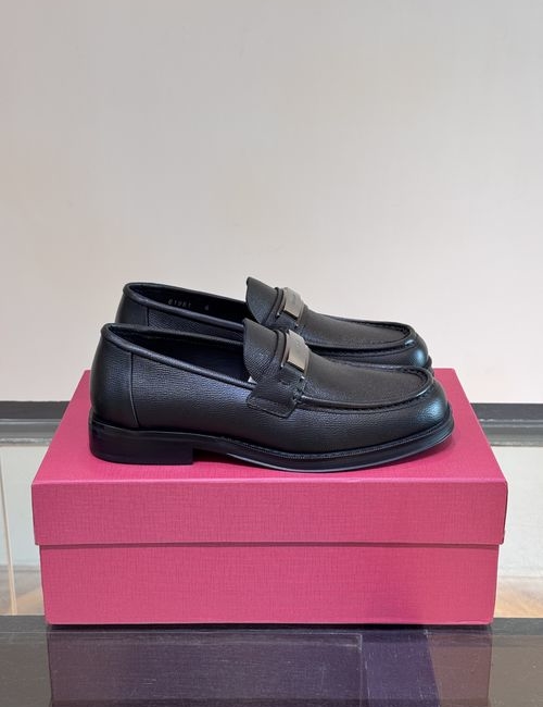 Ferragamo Genuine Leather Dress Shoes With Foam Soles