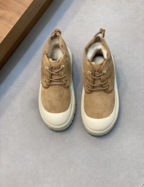 UGG Tasman Low Snow Boots With Color Block