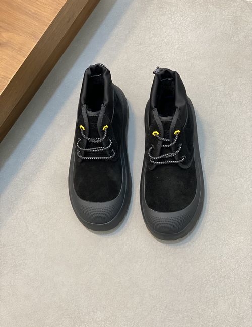 UGG Tasman Low Snow Boots With Color Block