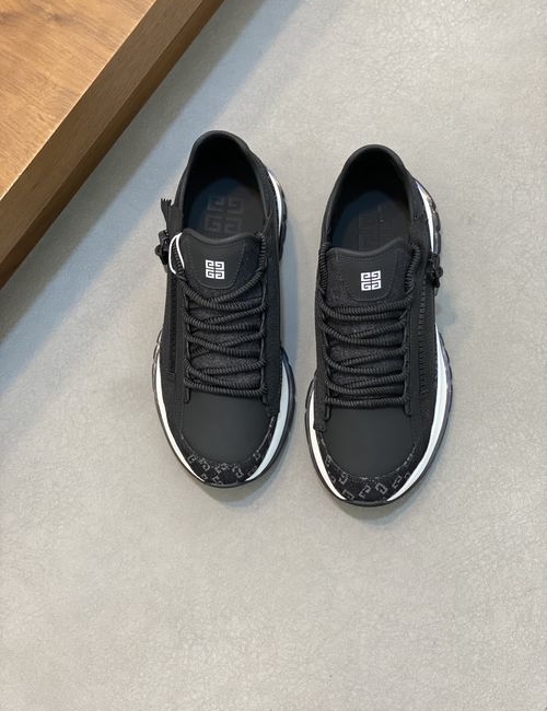 Givenchy Spectre Low-top Air-cushion Sneakers