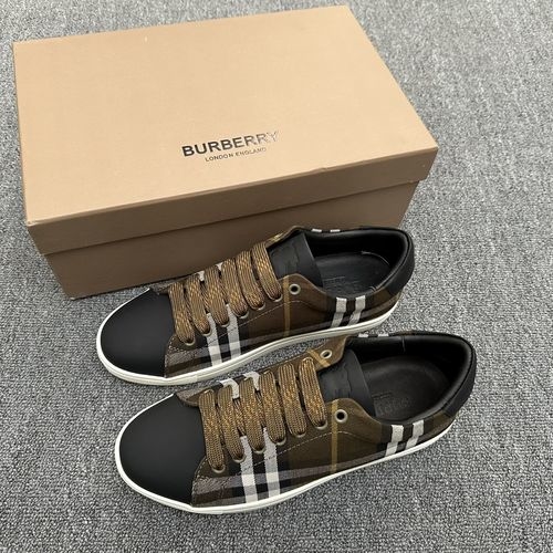 Burberry Vintage Plaid Low-top Sneakers