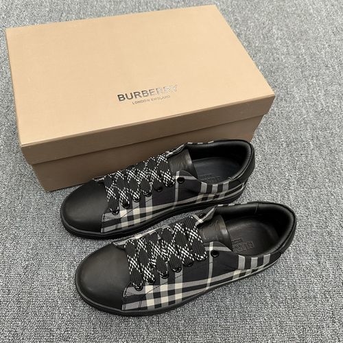 Burberry Vintage Plaid Low-top Sneakers