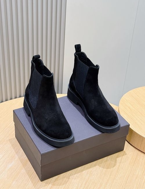 Valentino V Logo Leather Chelsea Ankle Boots