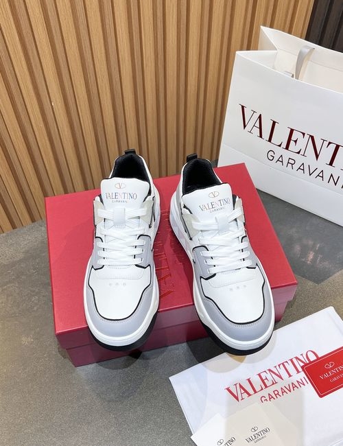 Valentino Couple Casual Sneakers With Star Design
