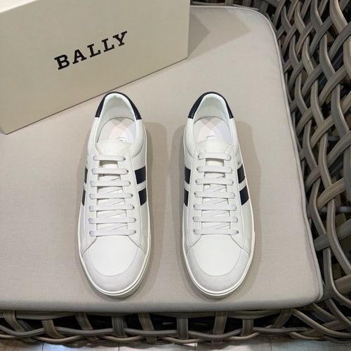 Bally Navy Napa Leather Casual Sneakers