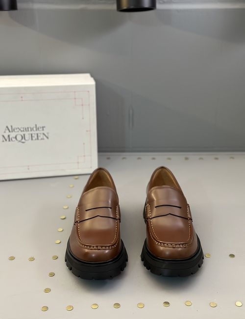 McQueen Brogue Thick Sole Durable Derby Shoes