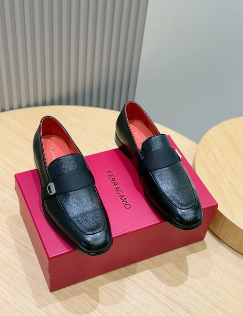 Ferragamo Gancini Buckle Patent Leather Loafers