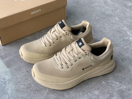 Descente Dualis GORE-TEX Vibram Sole Commuter Shoes