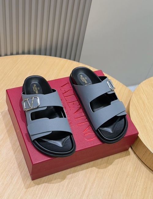 Valentino Hollow V Hardware Leather Slippers