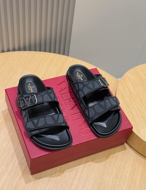 Valentino Hollow V Hardware Leather Slippers