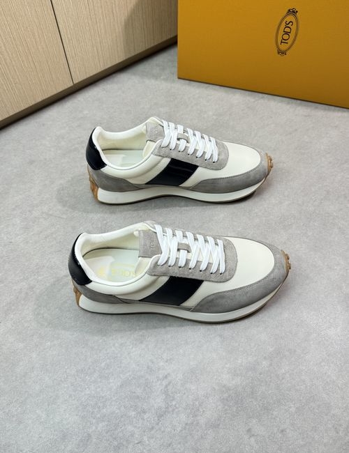 Tods Premium Leather Casual Sports Shoes With Fine Details