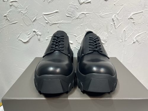 Rick Owens Lace-Up Leather Round Toe Shoes