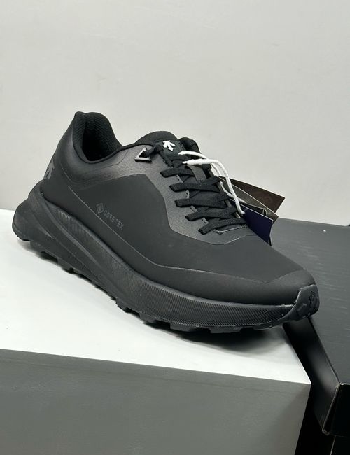 Descente Dualis GTX Gore-Tex Waterproof Casual Shoes
