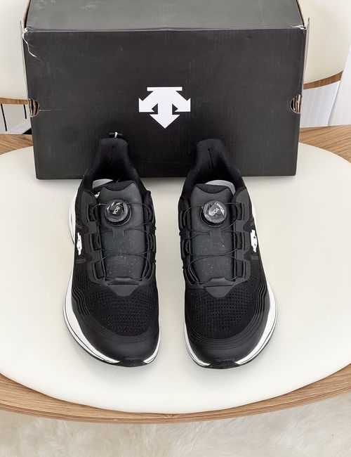 Descente Breathable Running Shoes With BOA Lacing