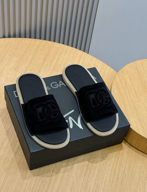 Dolce & Gabbana DG Cowhide Logo Slippers