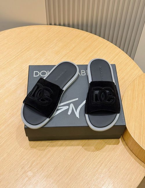 Dolce & Gabbana DG Cowhide Logo Slippers
