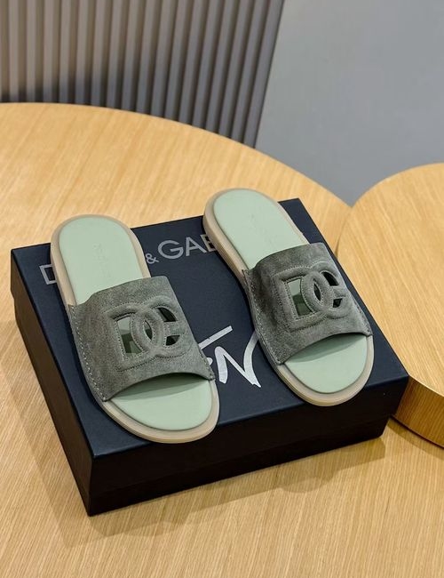 Dolce & Gabbana DG Cowhide Logo Slippers