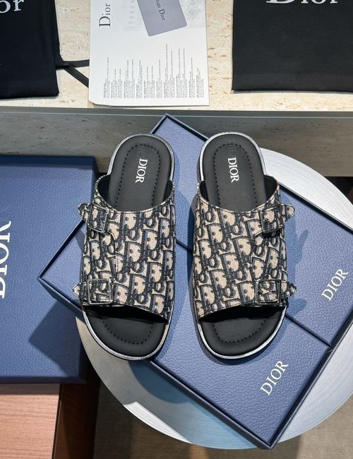 Christian Dior CD Alias Cross Strap Leather Sandals With CD Logo