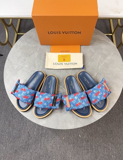 Louis Vuitton LV Pool Pillow Comfort Monogram Slides