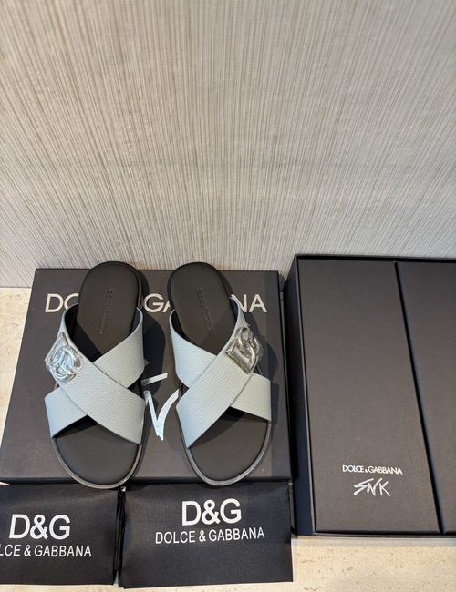 Dolce & Gabbana DG Calfskin Slippers Plated DG Logo