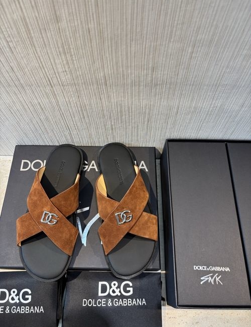 Dolce & Gabbana DG Plated Logo Calfskin Slippers